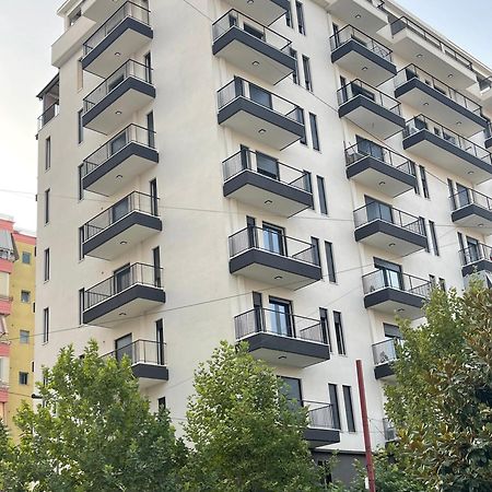 Modern Apartment In Central Vlore Luaran gambar